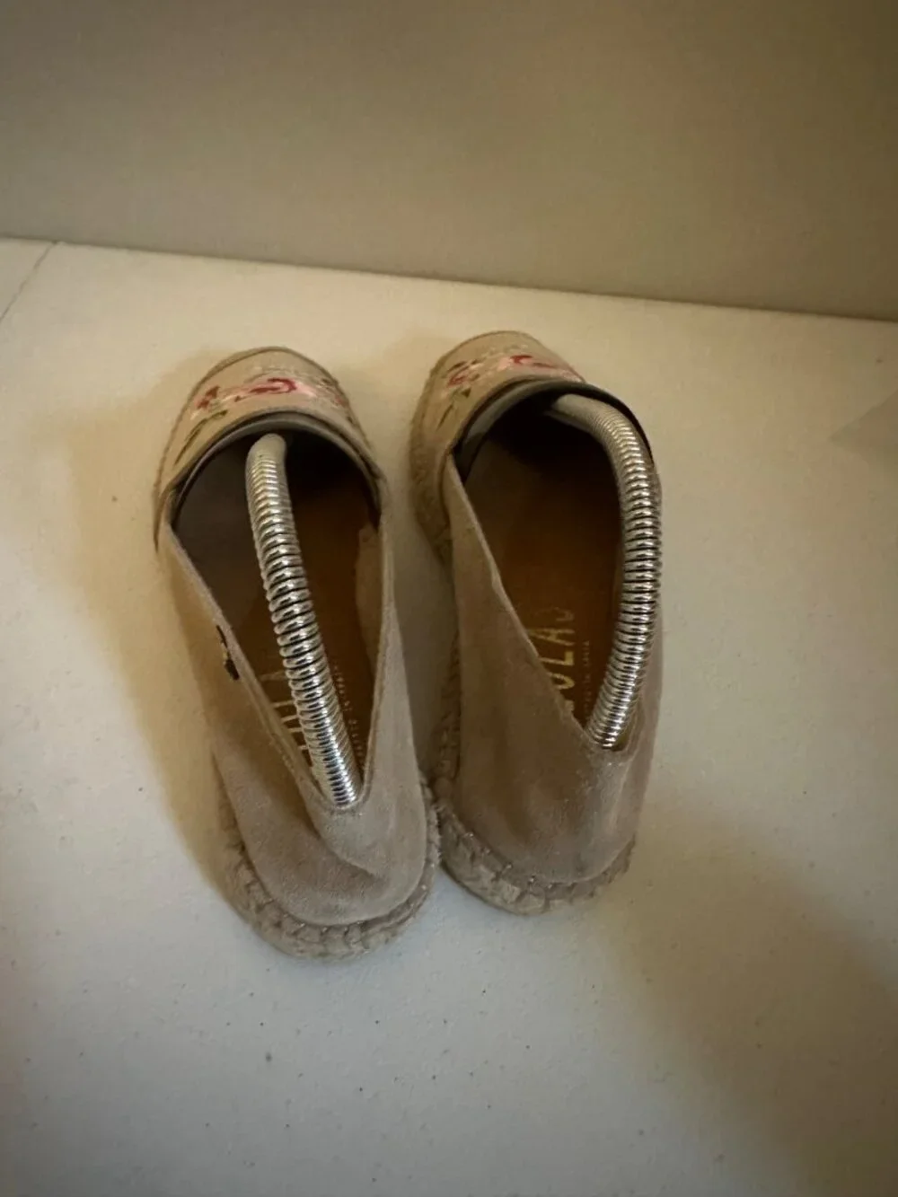 Fabiolas Espadrilles Tan Suede Leather Women’s Floral 38/8.5 Made In Spain